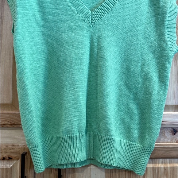 Steady Hands Lime Green V-Neck Sleeveless Spring Oversized Sweater Vest Sz S/M - Picture 3 of 9